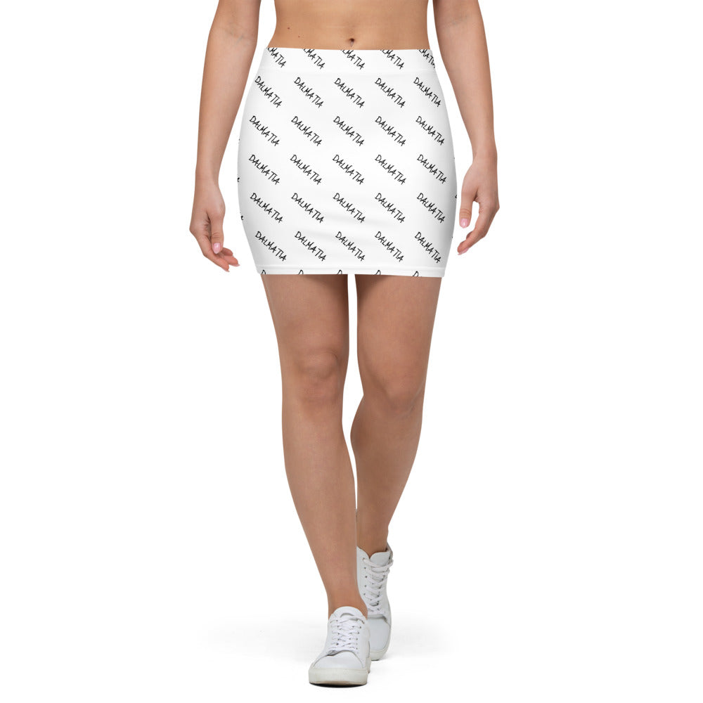 Signature Pattern White And Black Mini Skirt